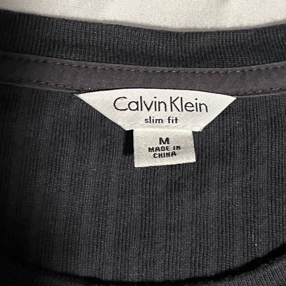 Calvin Klein Shirt - Picture 3 of 3